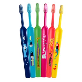 Tepe Kids Zoo Extra Soft – Παδική οδοντόβουρτσα 0 εώς 3 ετών Πολύ μαλακή 1τμχ. (ΔΙΑΦΟΡΑ ΧΡΩΜΑΤΑ)
